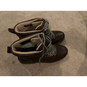 Kodiak Fernie Boots Size 7